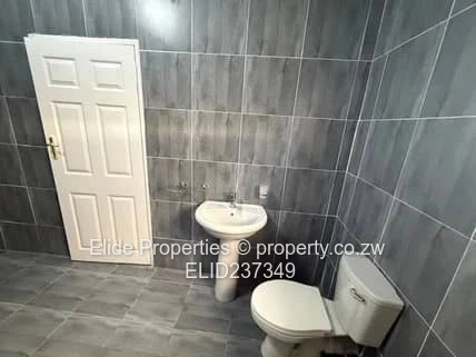 Helensvale House for rental (Sole Mandate)