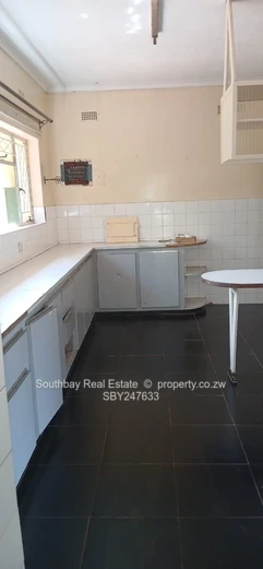 Greystone Park House to let (Sole Mandate)