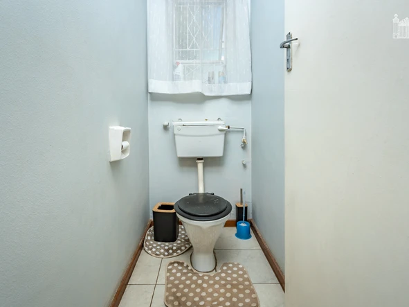 2 Bedroom Garden Flat