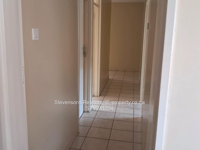 Charming 4 bed House in Bloomingdale 