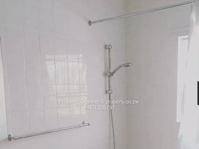 2-Bedroom Apartment for Sale in South Africa, 65m²