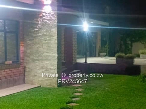 Modern 4-bed turnkey home on large 1,150m² stand near Sunway City. Full solar, borehole, jacuzzi, el (Sole Mandate)