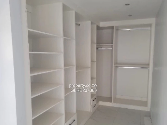 MT PLEASANT Neat n spacious 3beds CLUSTER 