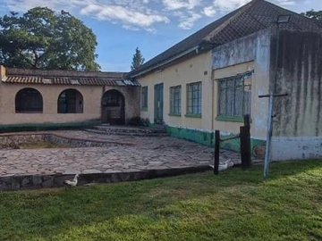 Farm & Agricultural Land