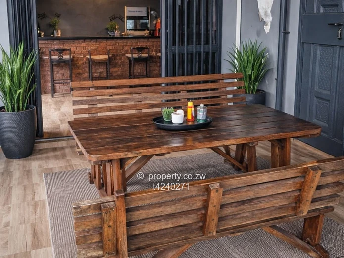 Hillside Restaurant and Liquor to rent 