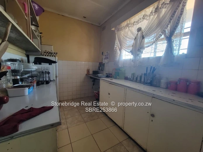2 Bedroom Rogean Flat For Sale