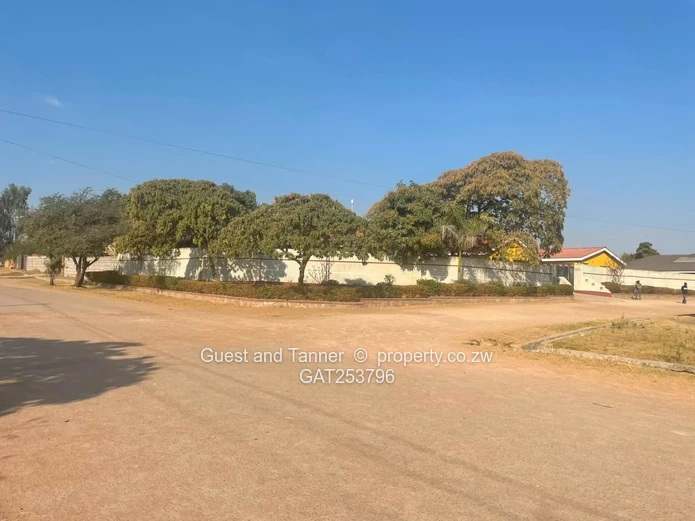 3-Bedroom House for Sale| Shortston, Waterfalls