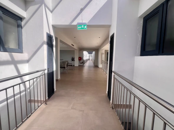 Flat & Apartment