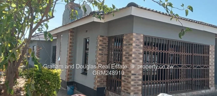 Mabvazuva Estate Phase 1.1 Ruwa House To Let