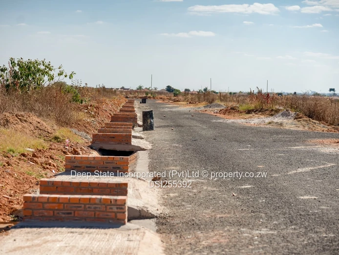 Dzivarasekwa stand for sale gated community 