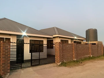 12 Bedroom House
