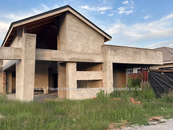 Unfinished 3-Beds house for sale in Mabvazuva