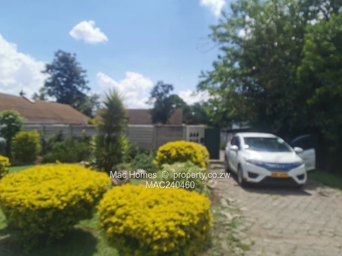 Garden Flat in a complex of 6; Sectional Title (Sole Mandate)