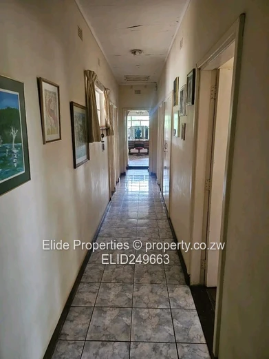 Spacious 3-Bed Avondale Home on 3291m² with Pool & Borehole