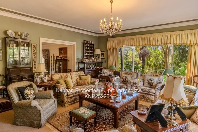 Gracious family home in Colne Valley (Sole Mandate)