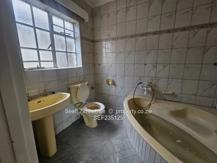 Spacious 4-Bedroom Family Home in Desirable Main Way Meadows