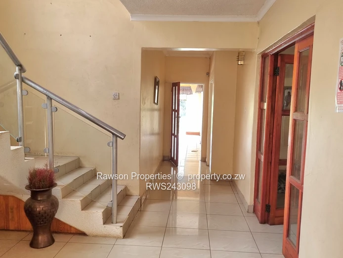 Glen Lorne Renovator's Delight