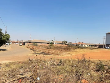 Commercial & Industrial Land