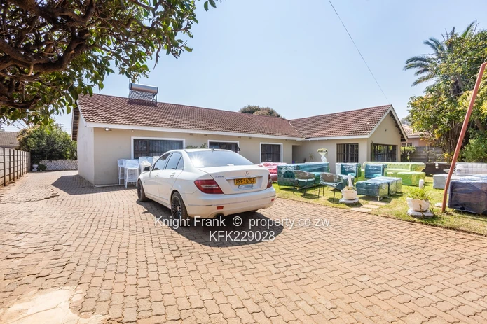 Prime 3 Bedroomed House In Belvedere Not To Miss!!!