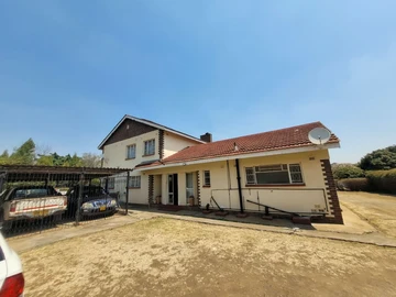 5 Bedroom House