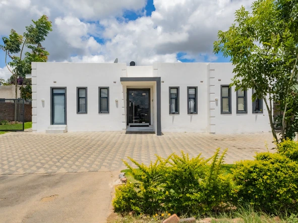 4 Bedroom Garden Flat