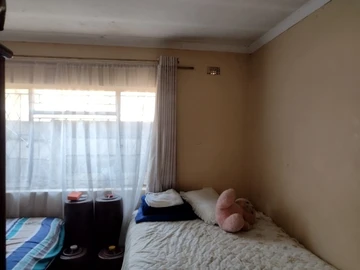 3 Bedroom Flat & Apartment