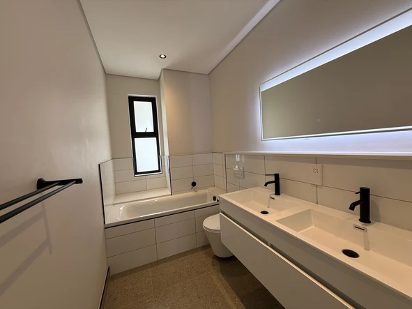 3 Bedroom Garden Flat