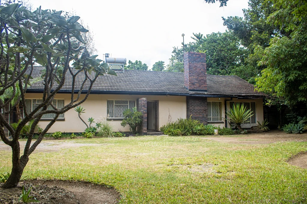 4 Bed House for Sale in Eastlea RWS180218