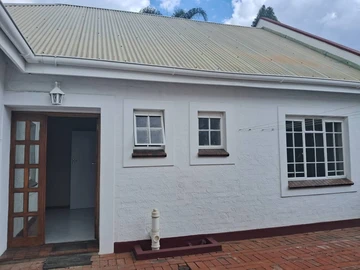 3 Bedroom Garden Flat