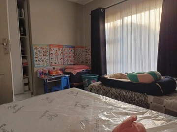 3 Bedroom Garden Flat