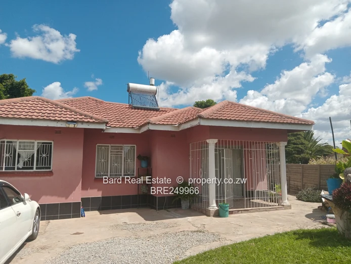Ruwa House to Let