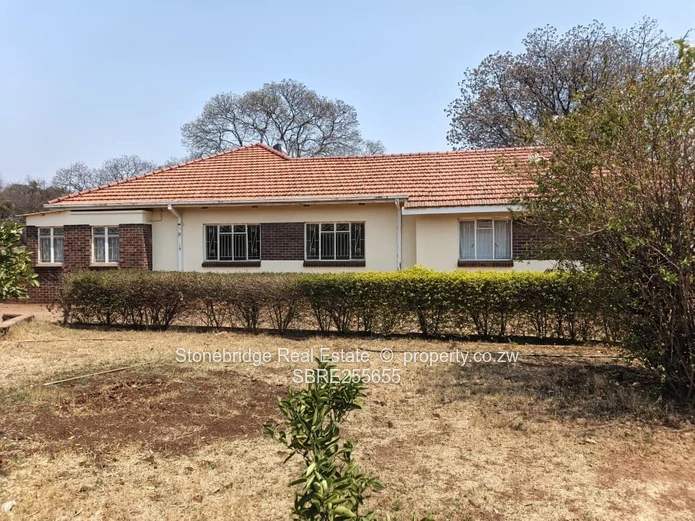 4 Bedroom House in Famona To Rent