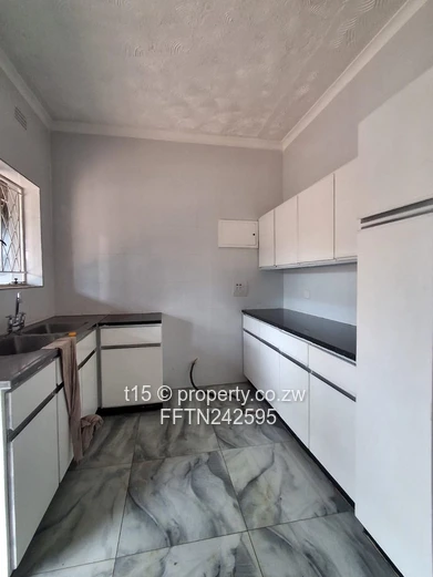 Apartment close to CBD and the ever buzzing greenfield center