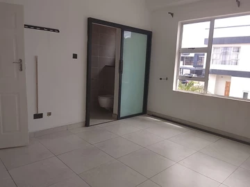 3 Bedroom Townhouse Complex