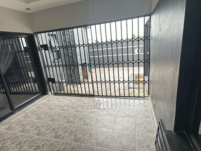 Luxury Family Residence With Solar Backup,Secure and Spacious Home with Borehole – Ruwa