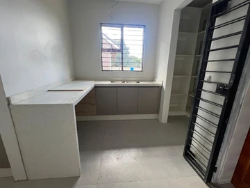 3 Bedroom Garden Flat