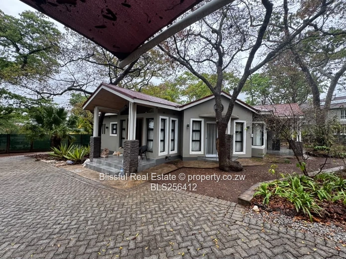 4 bedroom house for sale in Chisipite, Harare