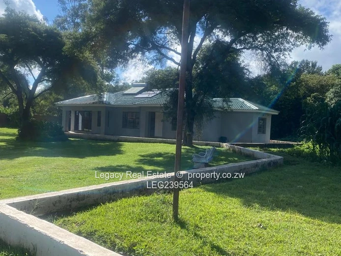 Modern 2 Bedroomed Apartment At Carrick Creagh Estate