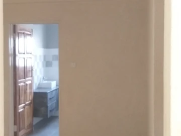 4 Bedroom Flat & Apartment