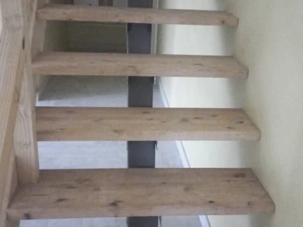 4 Bedroom Flat & Apartment