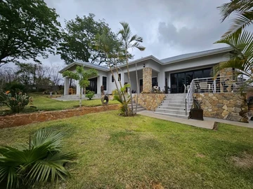 3 Bedroom Townhouse Complex