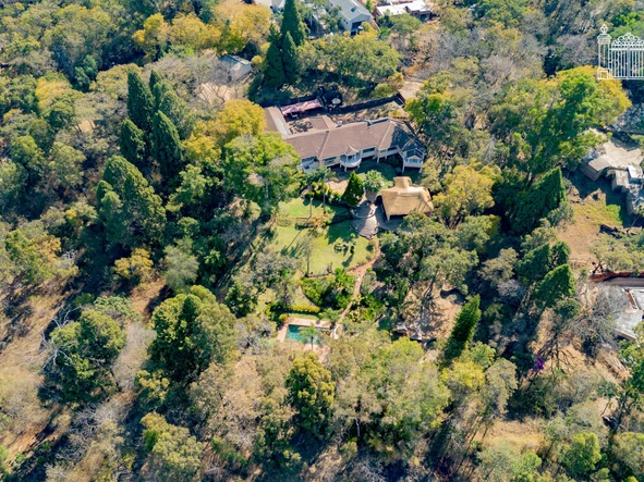 6 Bedroom House