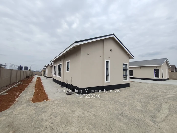 Modern Townhouse Cluster to Rent in New Marlborough