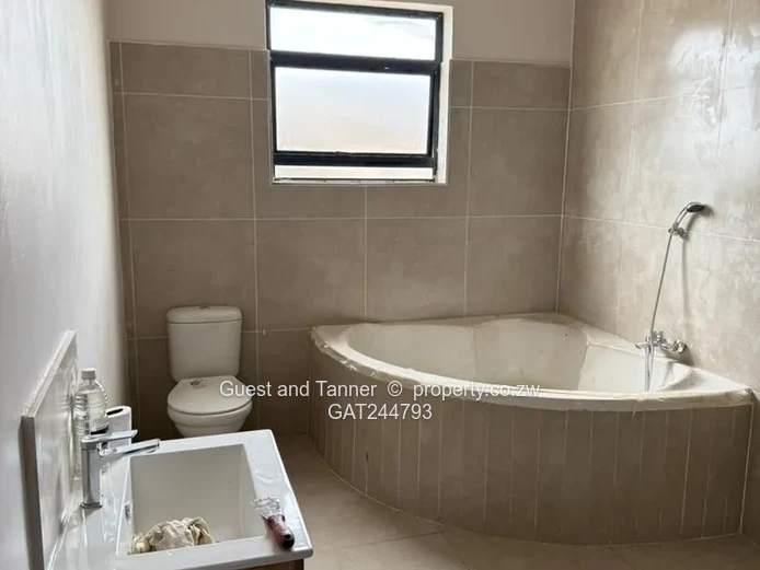 4 Bed Bloomingdale House to Let