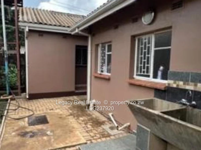 Granary Phase 3 Property with Solar Geyser & Double Garage