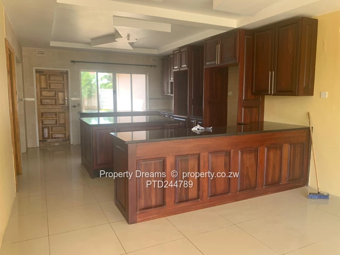 Spacious 3-Bed Home in Goodhope — Borehole & Modern Kitchen