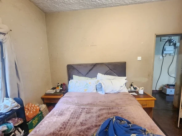 2 Bedroom Flat & Apartment