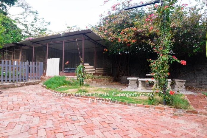 Luxurious Gem For Sale  in Avondale West!