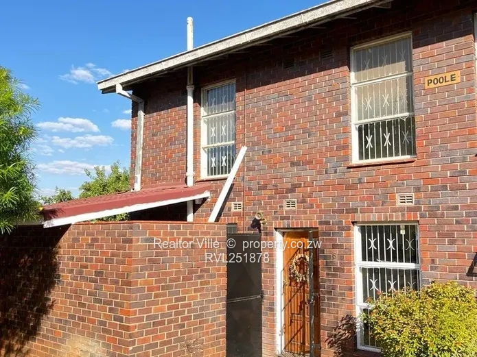 Sunlit 2-Bed Garden Flat, Greystone Park — 200 m² & Borehole