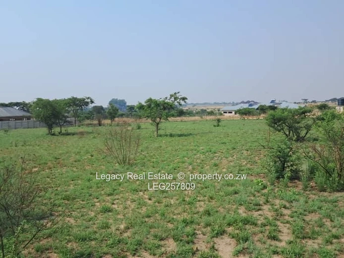 2000m² Marondera Stand — Tarred Road & Water and ZESA on site